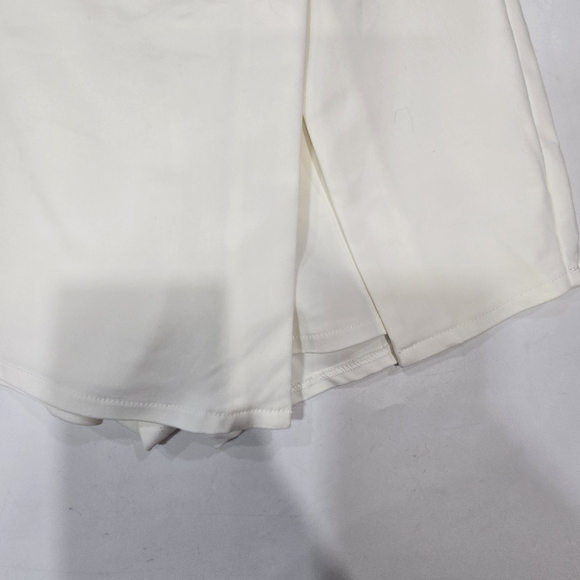 Superdown Alyssa Wrap Skort in White - Picture 3 of 10